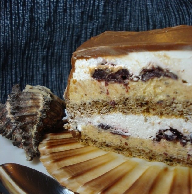 78042-2 - nugat torta.jpg, 178 KB